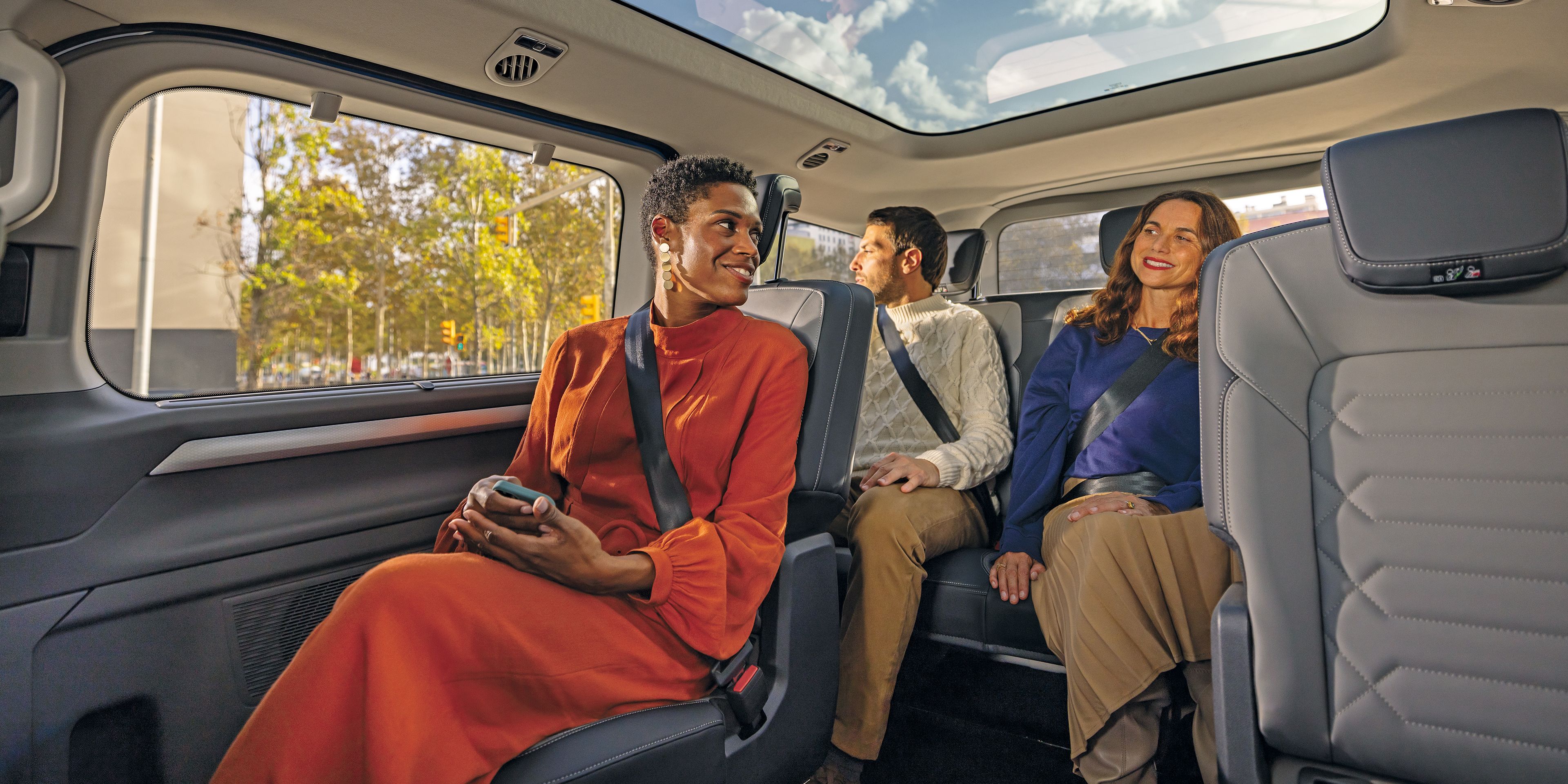 Caravelle Innenraum mit Panoramadach