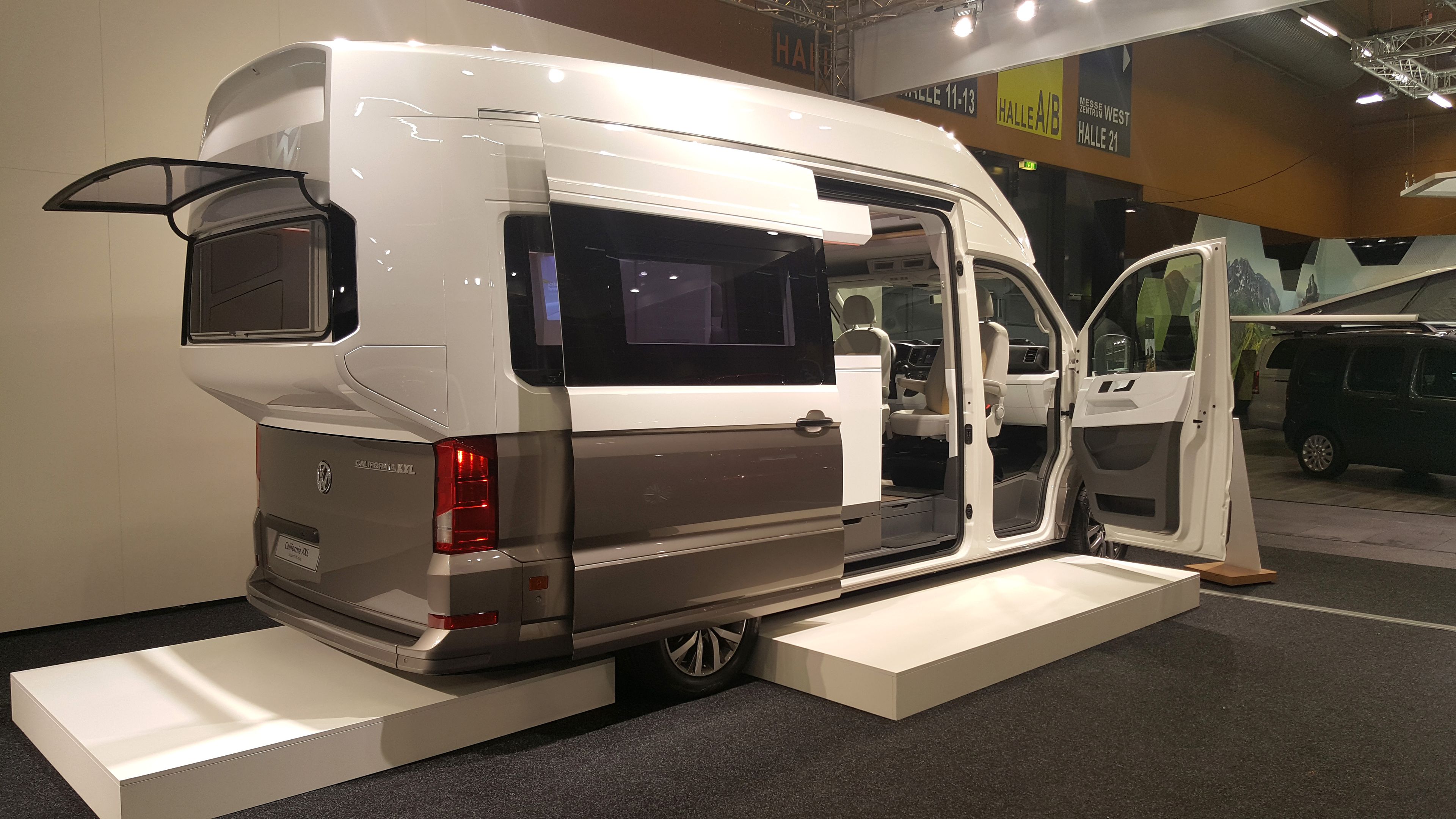 Caravan Salon Wels VW California XXL