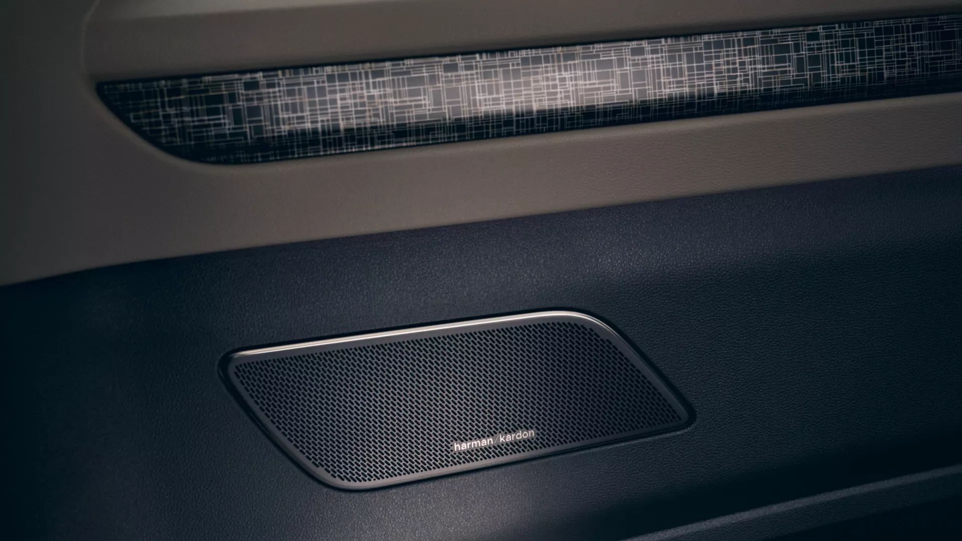 Nahaufnahme Harman Kardon Soundsystem Multivan