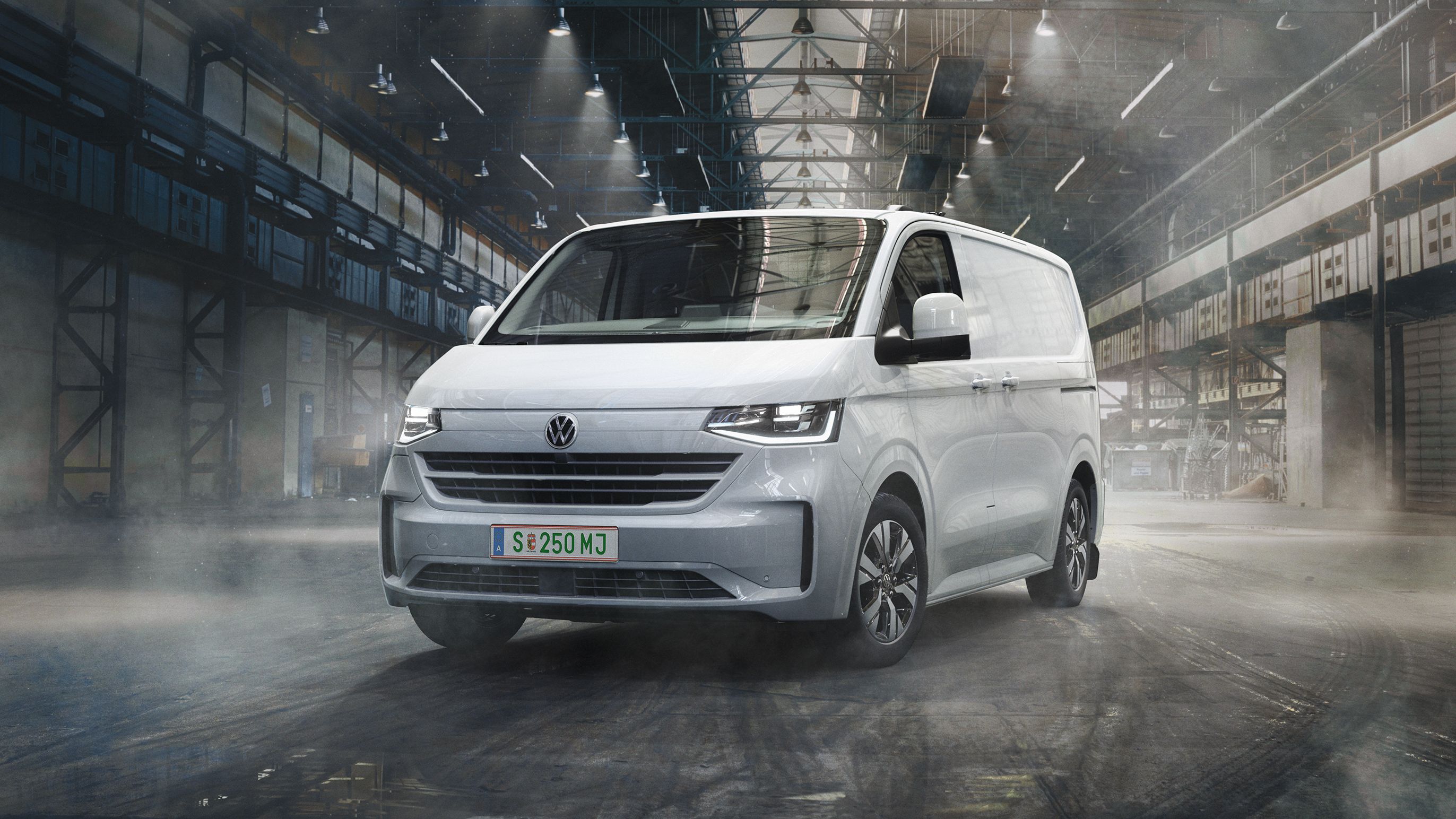 Der neue VW Transporter Kastenwagen in Halle