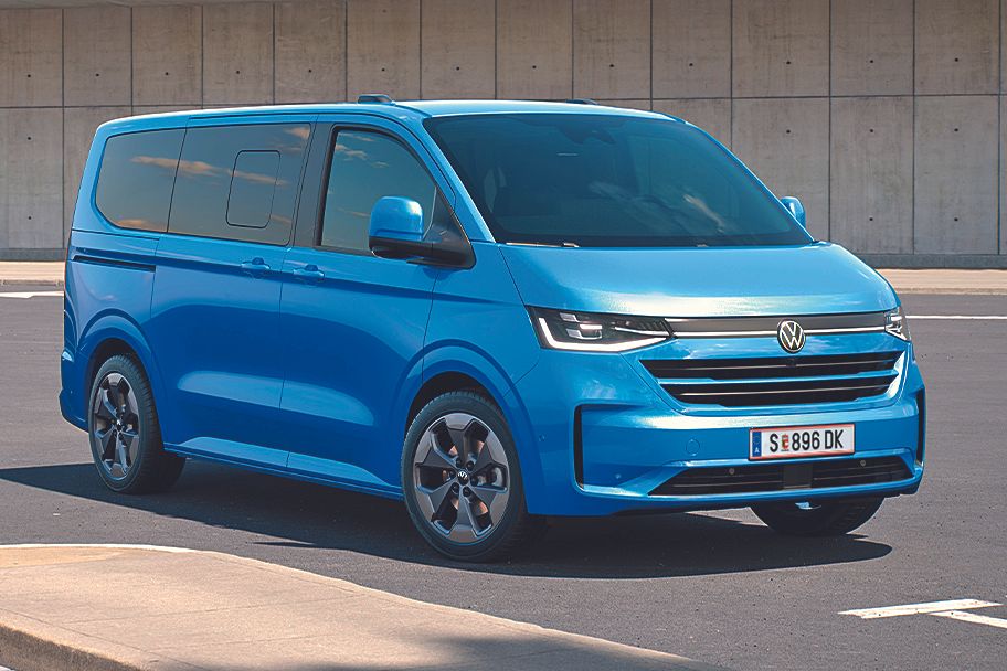 Seitenansicht neuer VW Caravelle