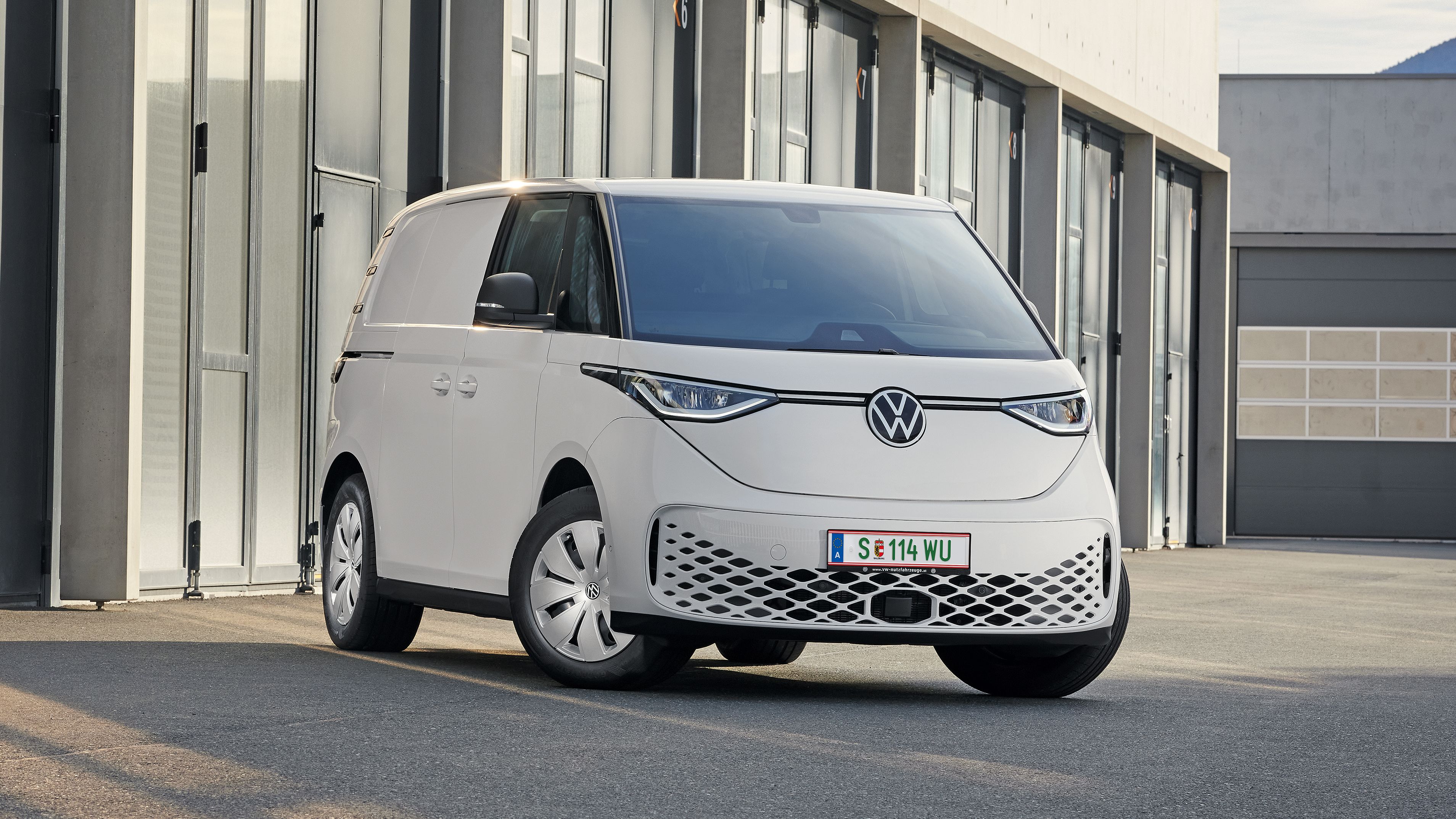 VW ID. Buzz Cargo Weiß.