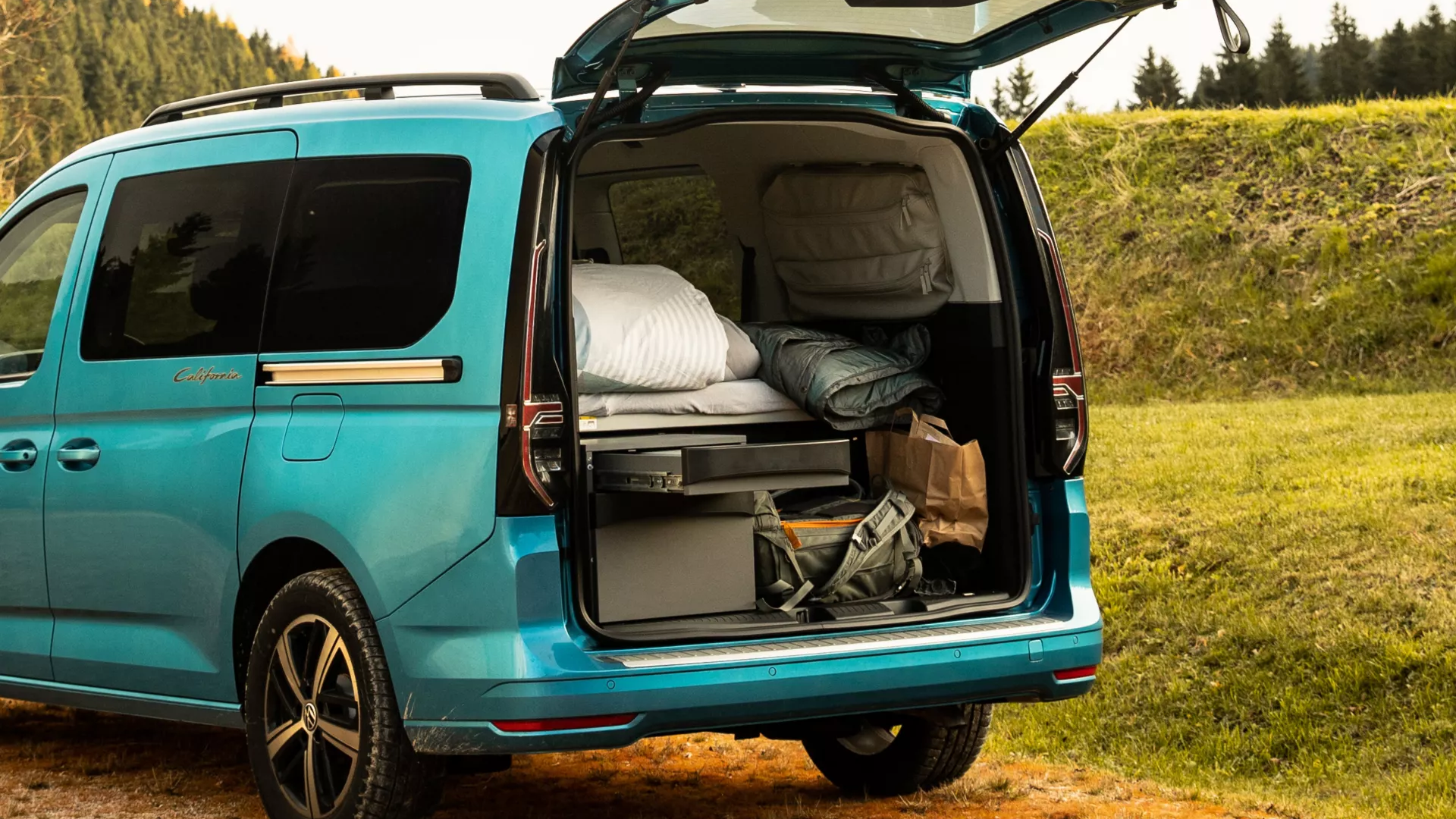 VW Caddy California Innenraum