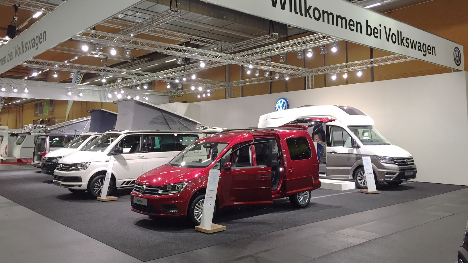 Caravan Salon Wels Messestand VW California XXL