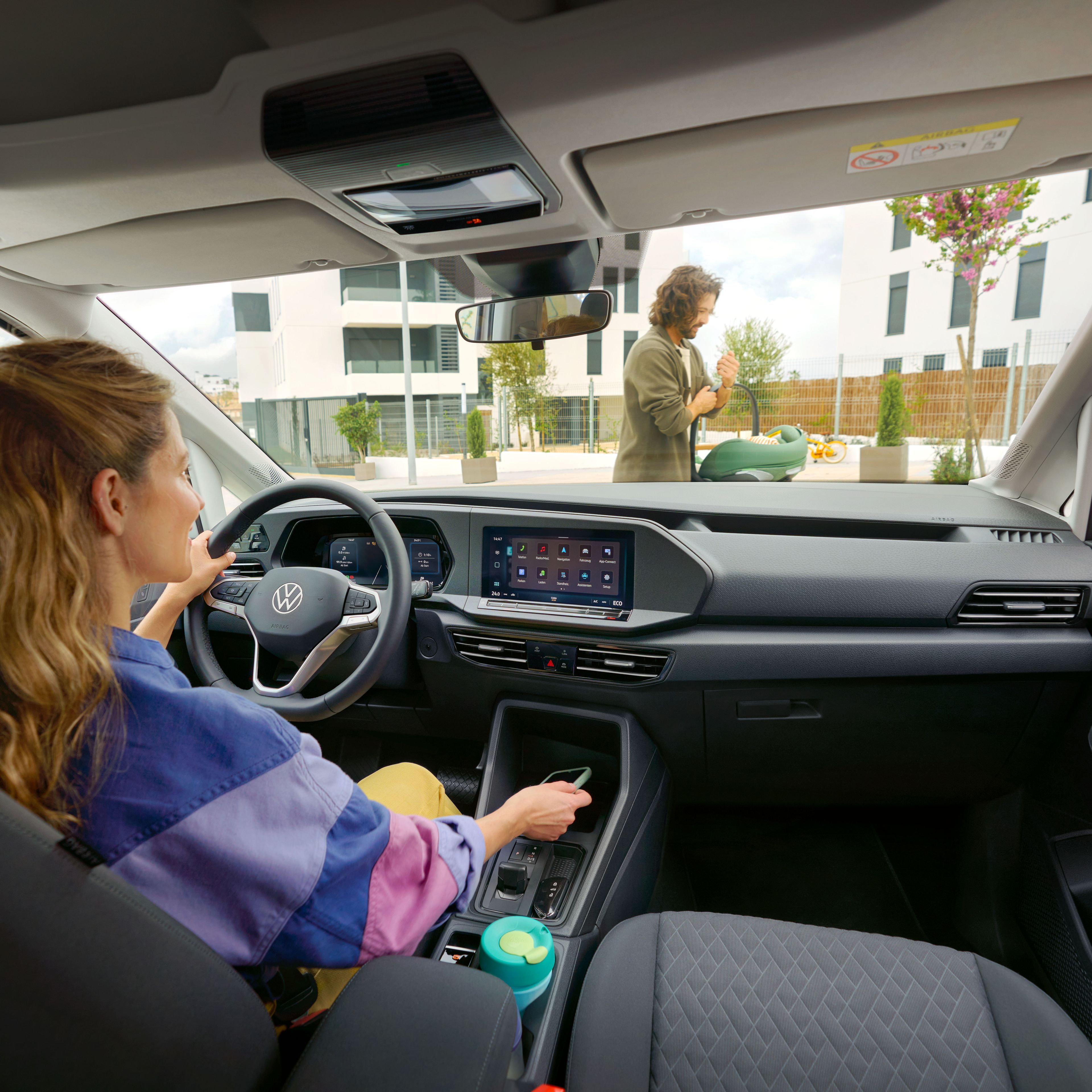 Caddy eHybrid Cockpit