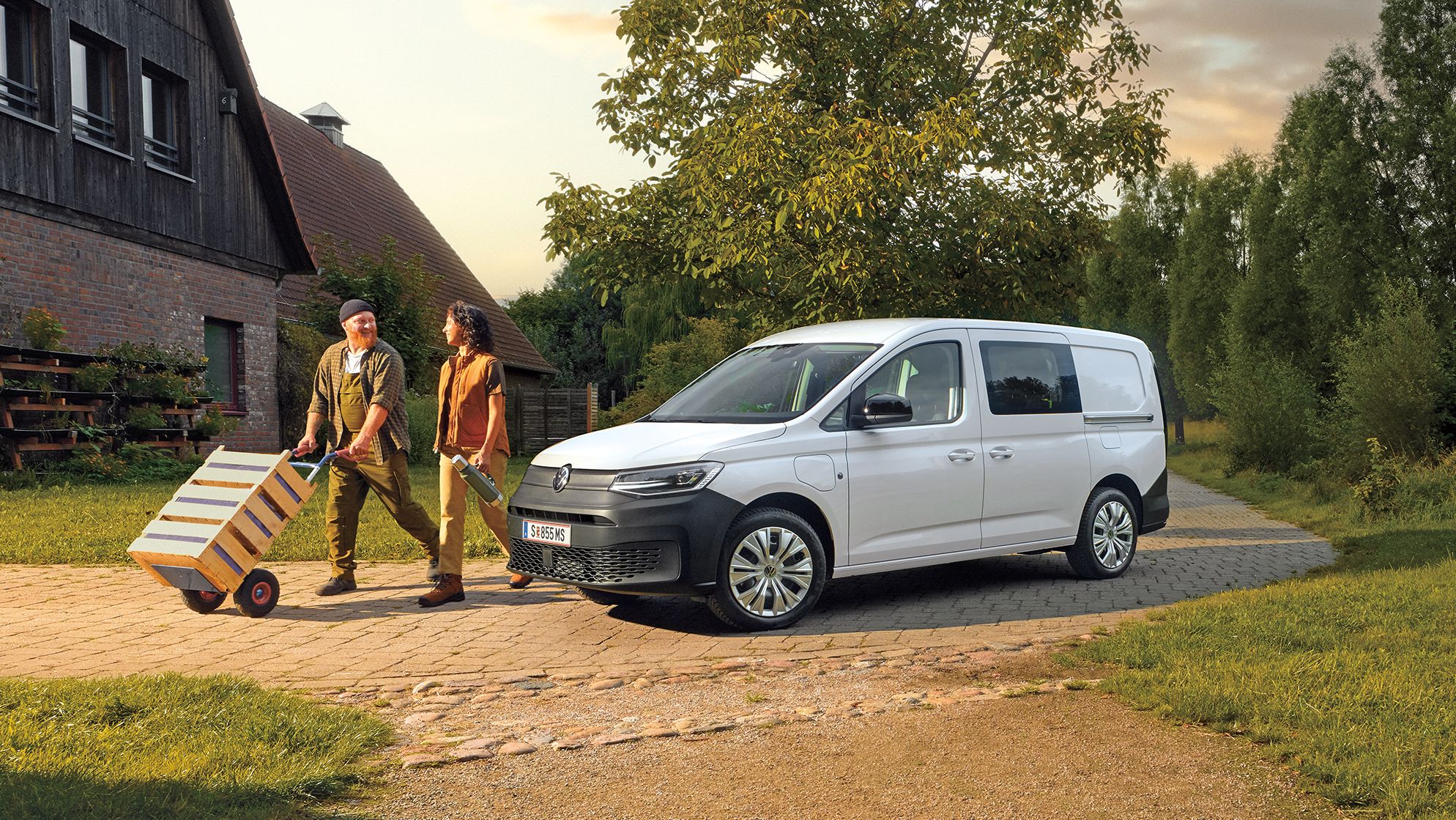VW Caddy Flexible Front
