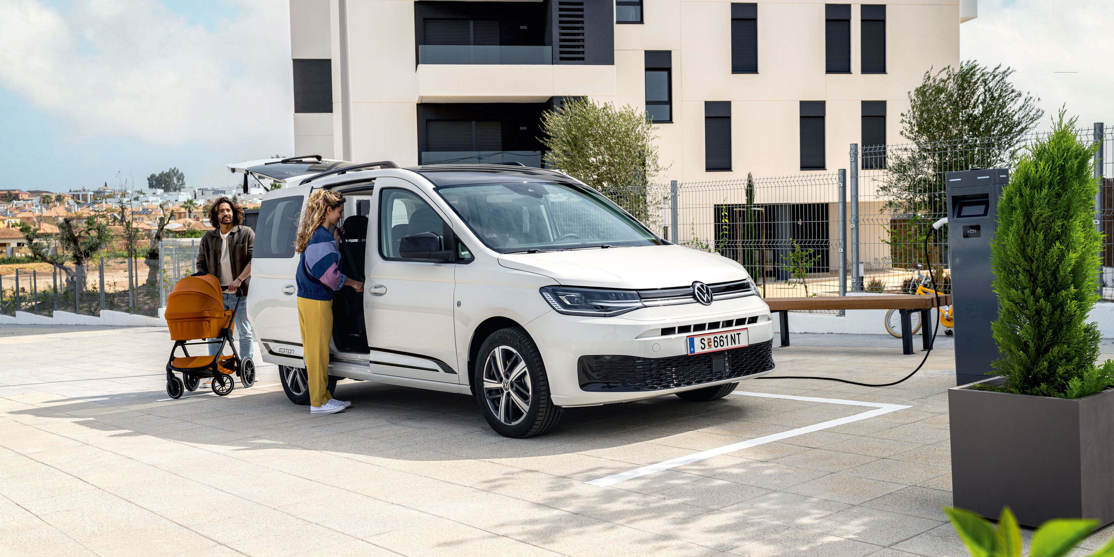Caddy eHybrid Front