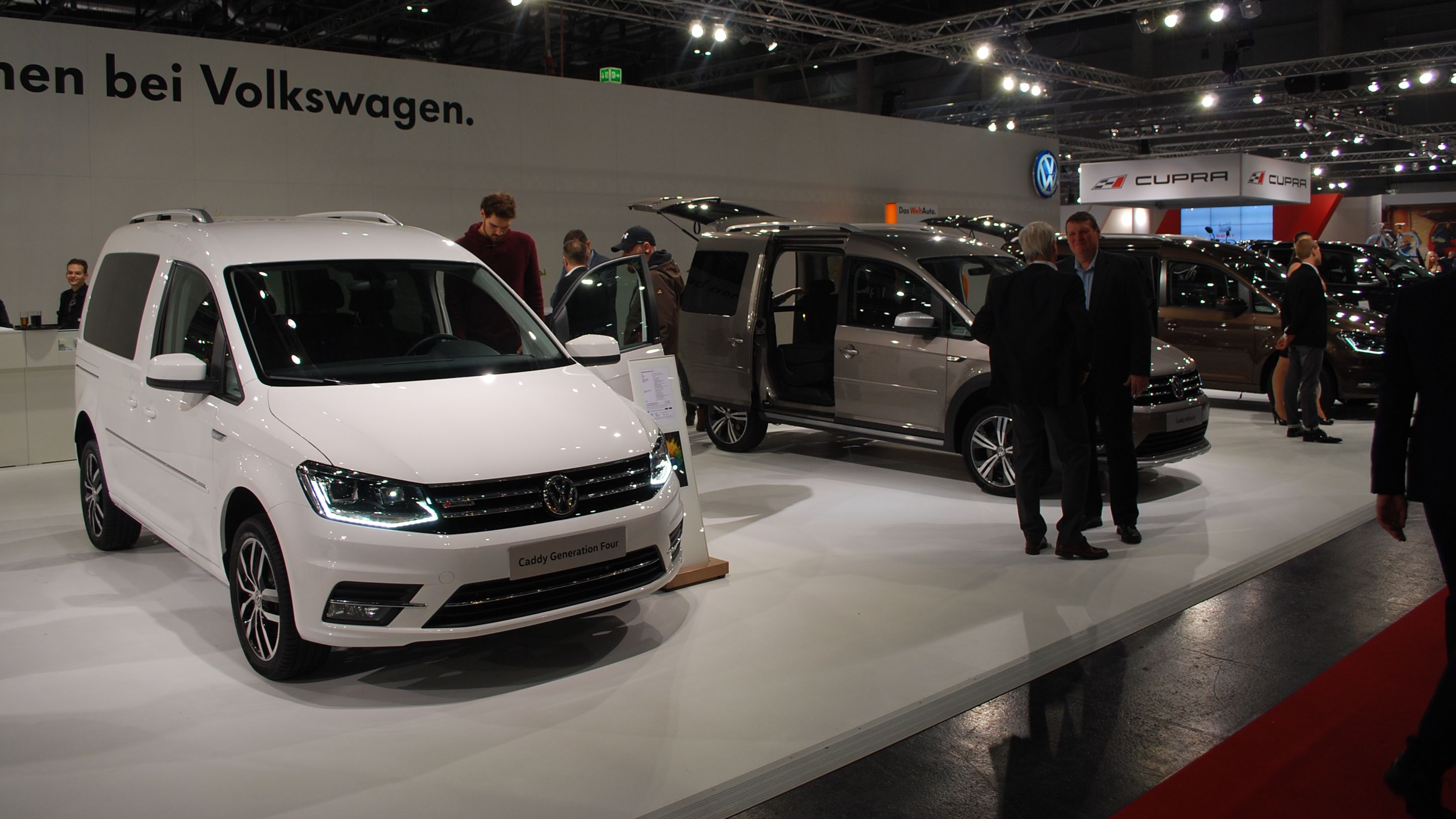 VW Caddy Generation Four weiß
