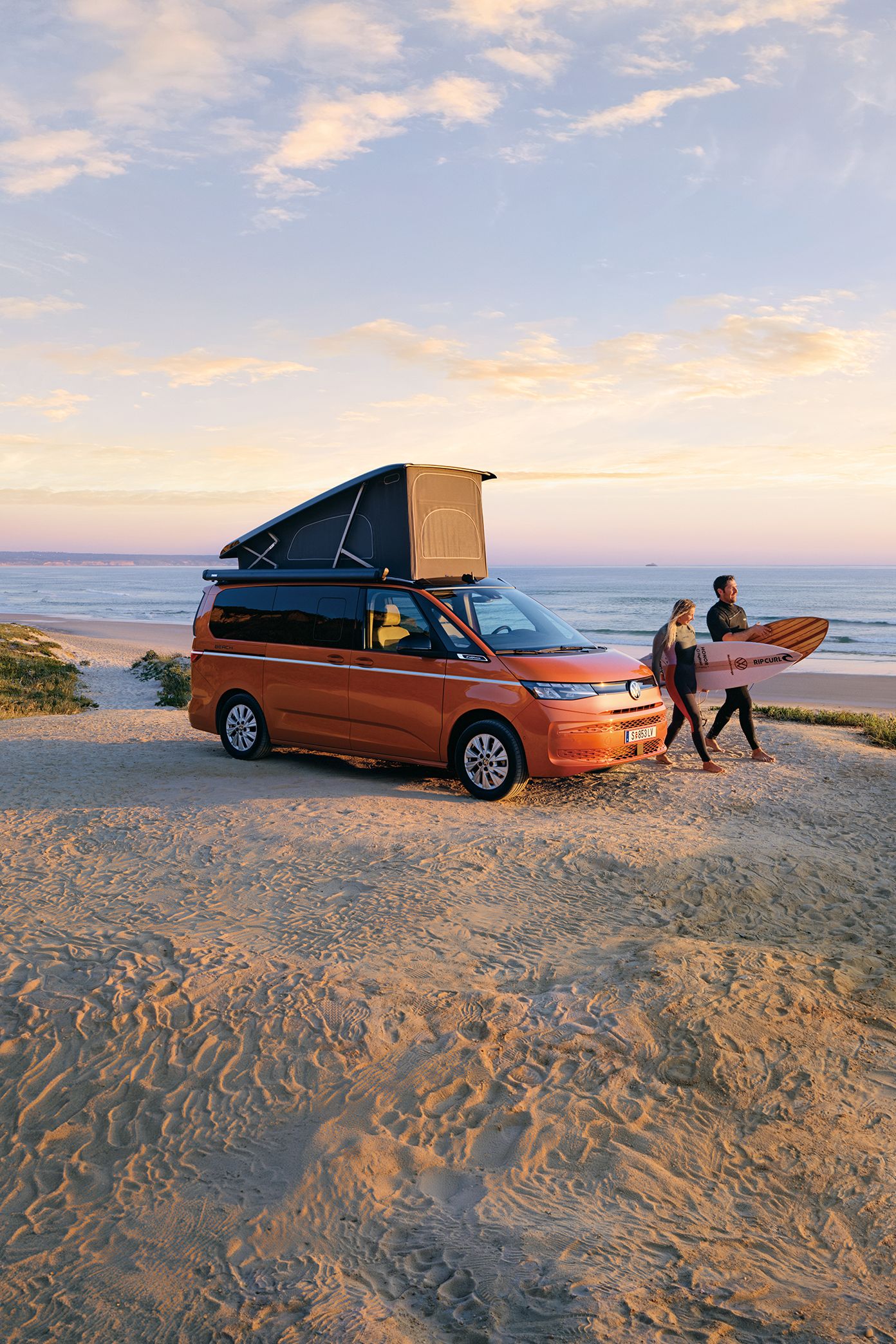 Der neue California in Orange an Küste.