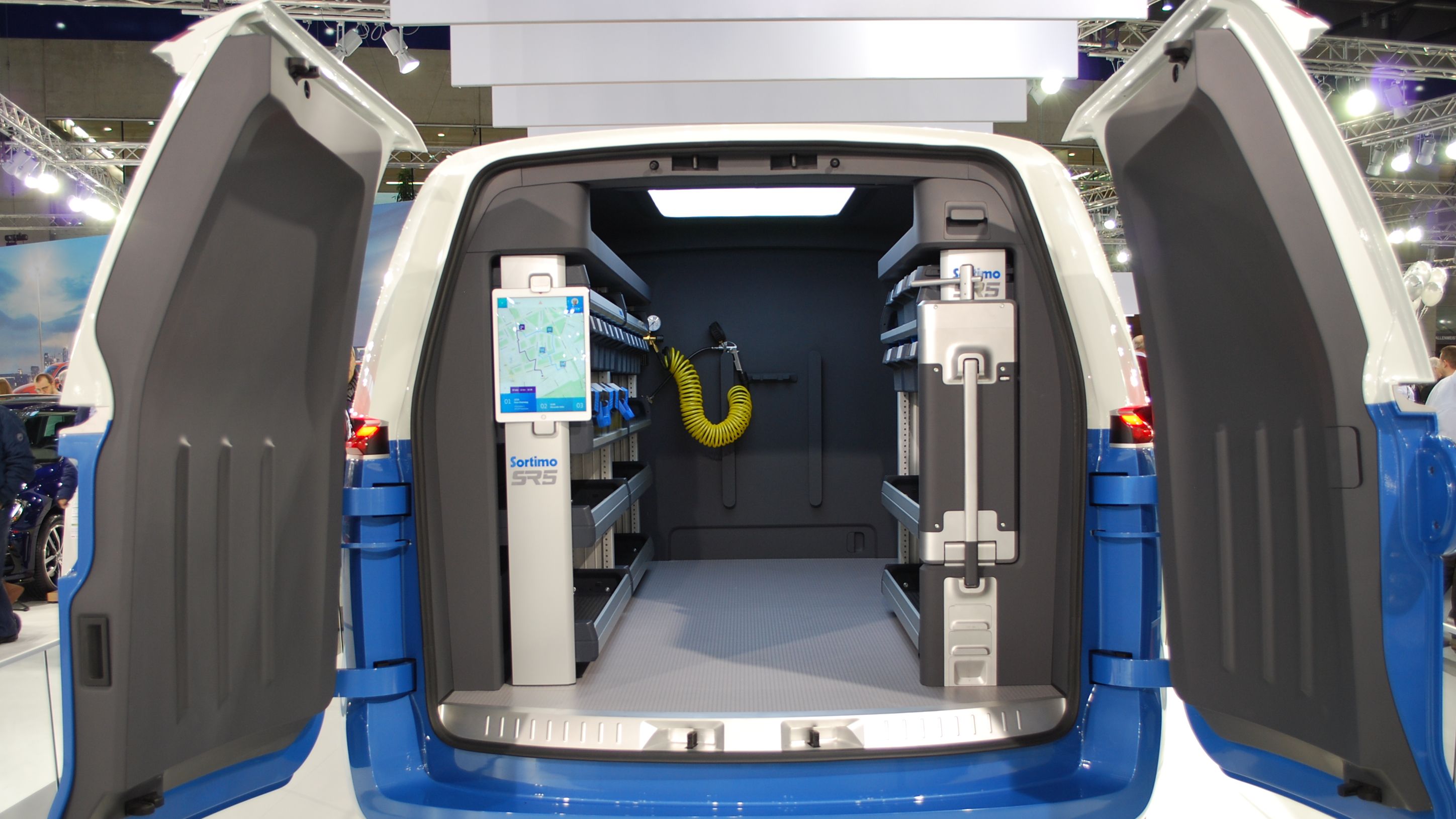 VW ID BUZZ Cargo VAS 2019 Laderaum