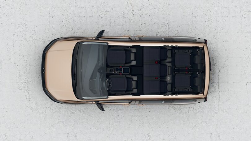 Ein Caddy mit 7 Sitzen von oben